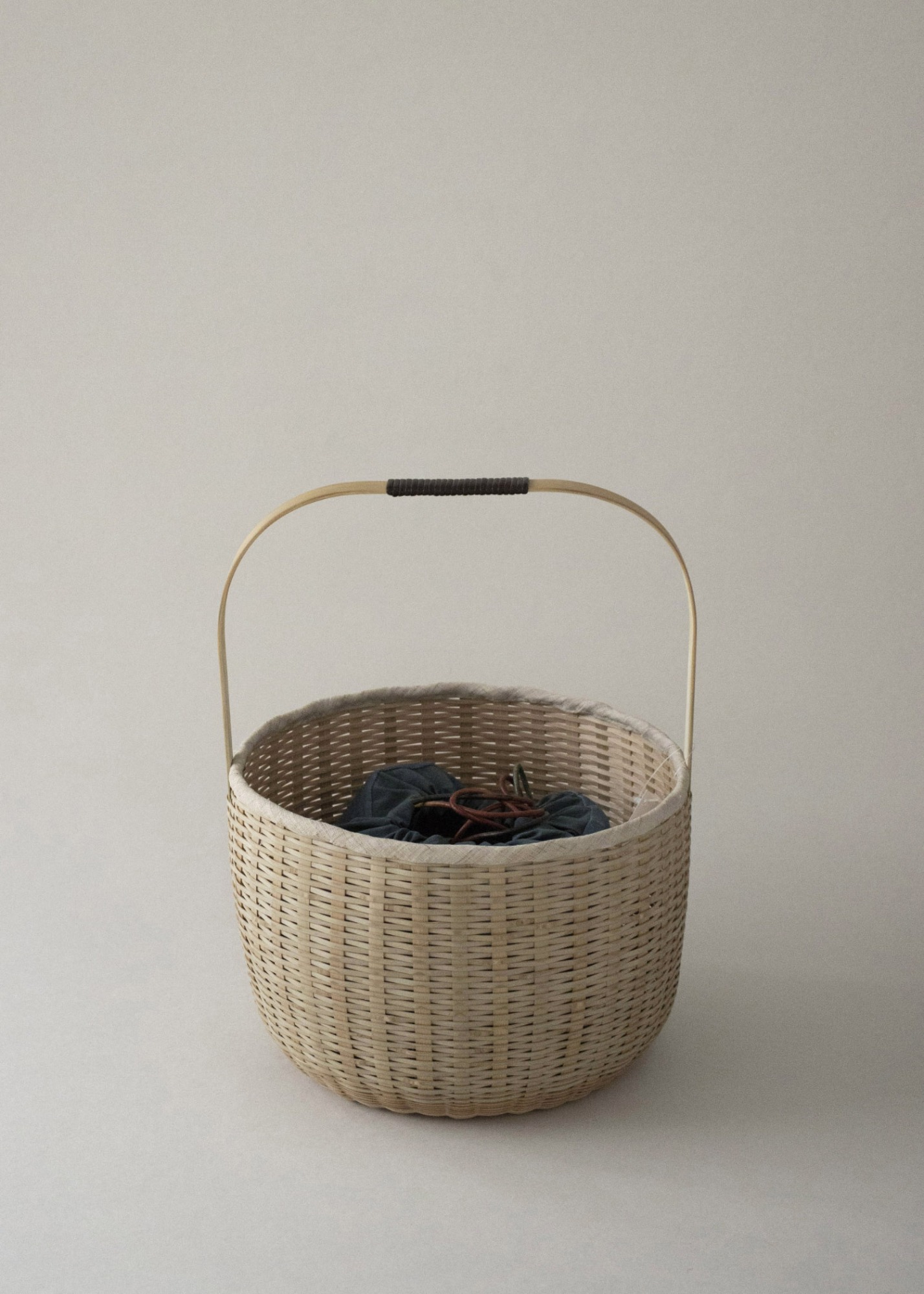 Bamboo Round Tea Basket (Inside Pocket)